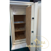 Сейф взломостойкий 2 класса ЛУКА БНС 2Т-2 в дереве